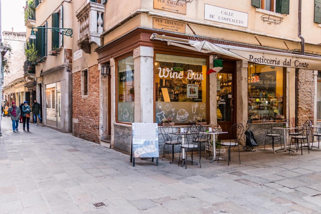 Doge'S Pantheon & St.Mark School In Hidden Venice Luaran gambar