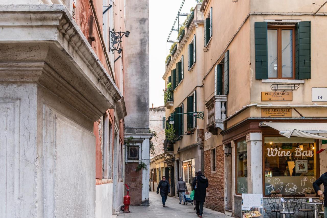 Doge'S Pantheon & St.Mark School In Hidden Venice Apartment Luaran gambar