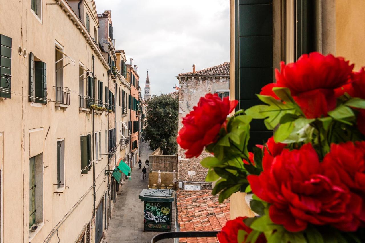 Doge'S Pantheon & St.Mark School In Hidden Venice Luaran gambar