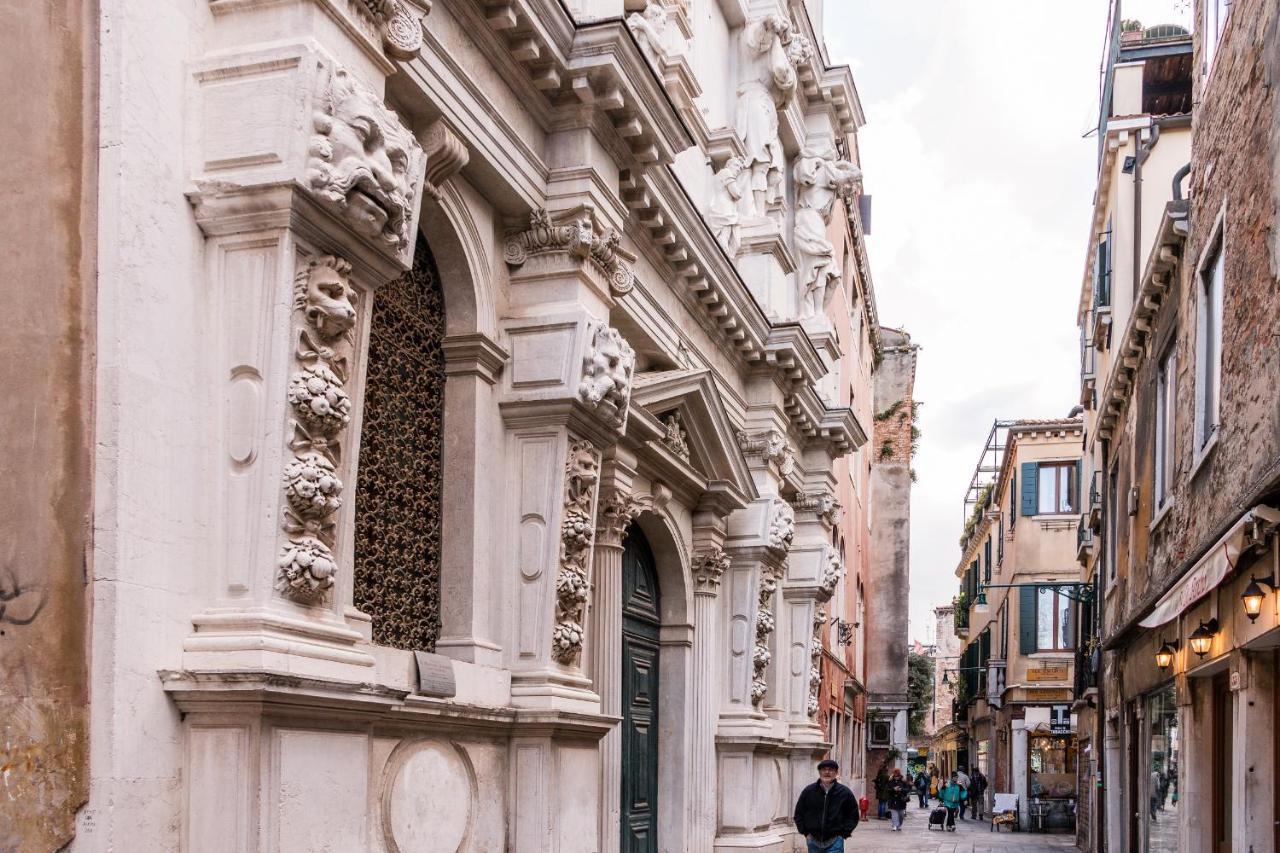 Doge'S Pantheon & St.Mark School In Hidden Venice Apartment Luaran gambar