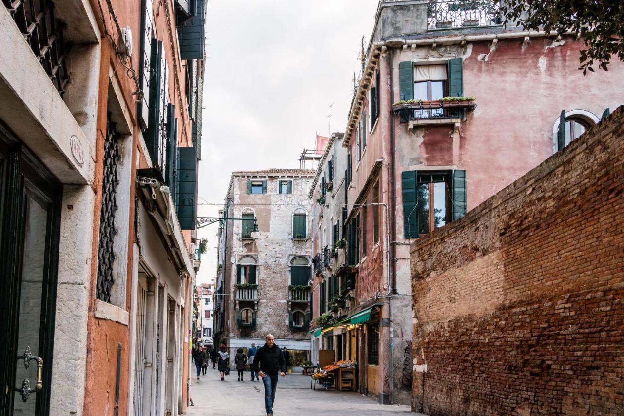 Doge'S Pantheon & St.Mark School In Hidden Venice Apartment Luaran gambar